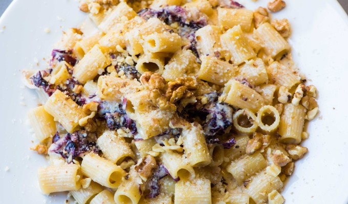 Pasta radicchio e noci